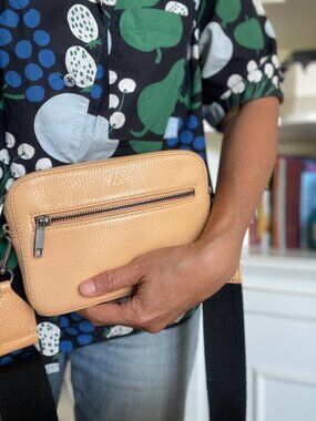Markberg EleaMBG Crossbody Leather Purse